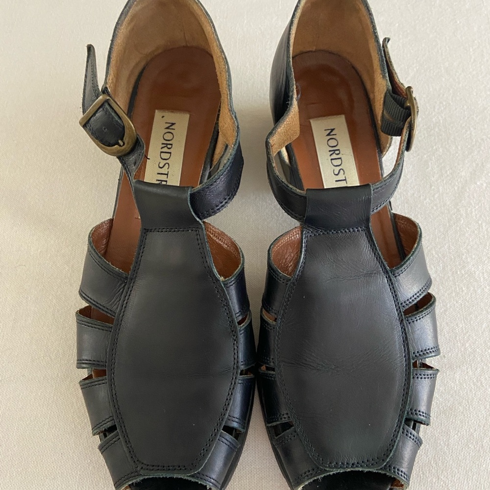 Vintage Nordstrom Black Women's Sandals - Picture 2 of 10